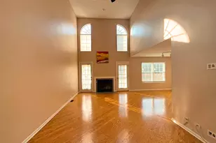 991 Sweetflower Dr, Hoffman Estates, IL 60169 - Photo 3