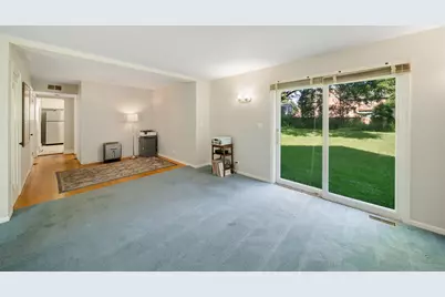707 Glenshire Road, Glenview, IL 60025 - Photo 21