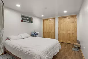 11617 S Maplewood Ave, Chicago, IL 60655 - Photo 21