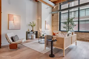 1872 N Clybourn Ave, Chicago, IL 60614 - Photo 3