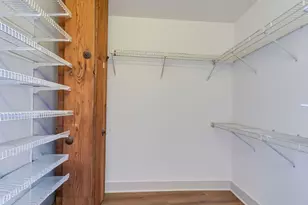 1872 N Clybourn Ave, Chicago, IL 60614 - Photo 17