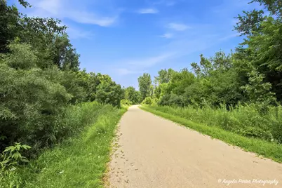 2100 Braeburn Drive #B, Wauconda, IL 60084 - Photo 21