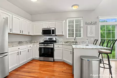 2100 Braeburn Drive #B, Wauconda, IL 60084 - Photo 7