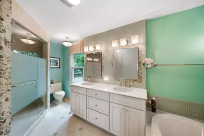 1170 Green Knolls Drive, Buffalo Grove, IL 60089 - Photo 15