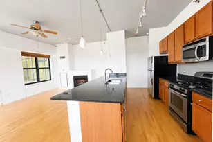 1122 W Catalpa Ave, Chicago, IL 60640 - Photo 7