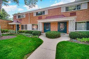 662 Carriage Hill Dr, Glenview, IL 60025 - Photo 31