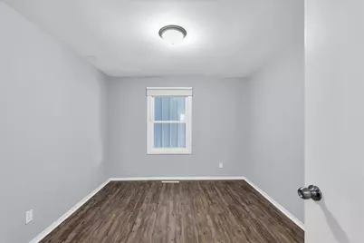 2402 W Kirby Avenue, Champaign, IL 61821 - Photo 17