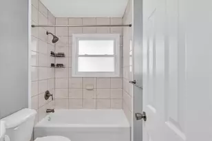 2402 W Kirby Ave, Champaign, IL 61821 - Photo 11
