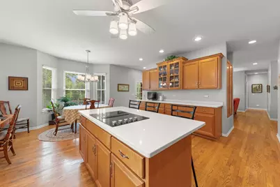 2168 Whitetail Drive, Aurora, IL 60503 - Photo 11