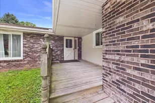 2783 Karr Rd, Belvidere, IL 61008 - Photo 3