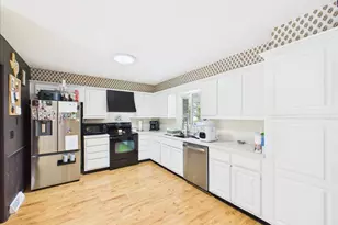 2783 Karr Rd, Belvidere, IL 61008 - Photo 9