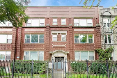 835 W Lawrence Avenue #2N, Chicago, IL 60640 - Photo 1