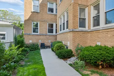1930 W Addison Street #1S, Chicago, IL 60613 - Photo 3