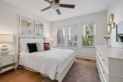 1930 W Addison Street #1S, Chicago, IL 60613 - Photo 11