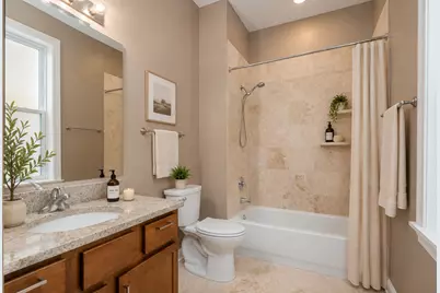 2335 W Iowa Street #1R, Chicago, IL 60622 - Photo 13