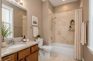2335 W Iowa St, Chicago, IL 60622 - Photo 13