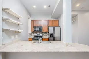 2335 W Iowa St, Chicago, IL 60622 - Photo 11