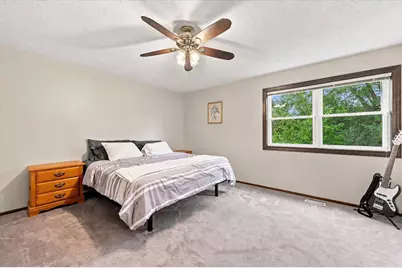 6780 Redwing Drive, Woodridge, IL 60517 - Photo 17