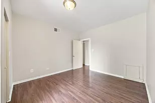 7443-7445 S Paxton Ave, Chicago, IL 60649 - Photo 13