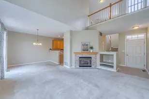 321 Grand Ridge Rd, Saint Charles, IL 60175 - Photo 7