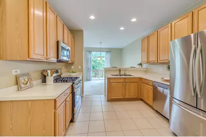 321 Grand Ridge Road #321, Saint Charles, IL 60175 - Photo 13