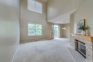 321 Grand Ridge Rd, Saint Charles, IL 60175 - Photo 5