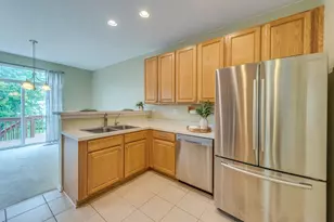 321 Grand Ridge Rd, Saint Charles, IL 60175 - Photo 15