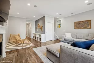 3233 N Racine Ave, Chicago, IL 60657 - Photo 25