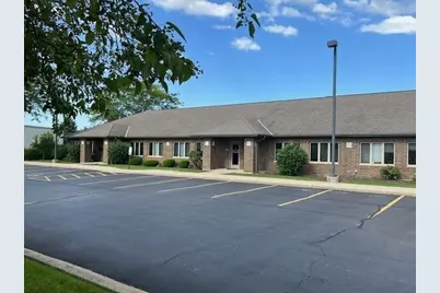 755 McArdle Drive #E, Crystal Lake, IL 60014 - Photo 1