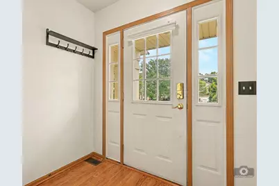 11S490 Rachael Court, Willowbrook, IL 60527 - Photo 5