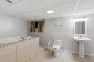 2014 Peterson Pl, Batavia, IL 60510 - Photo 23
