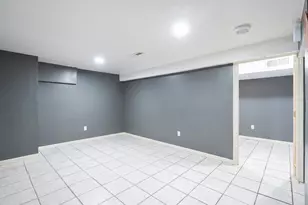 919 S Highland Ave, Oak Park, IL 60304 - Photo 19