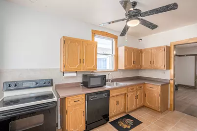 5024 W Nelson Street, Chicago, IL 60641 - Photo 11