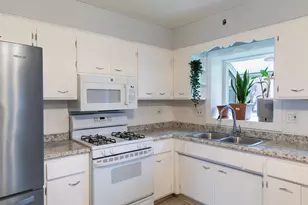 2201 Pine St, Des Plaines, IL 60018 - Photo 7