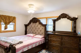 2201 Pine St, Des Plaines, IL 60018 - Photo 9