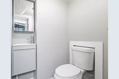 10231 S Rhodes Avenue, Chicago, IL 60628 - Photo 23