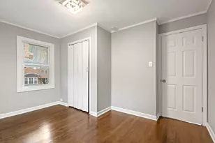 10231 S Rhodes Ave, Chicago, IL 60628 - Photo 15