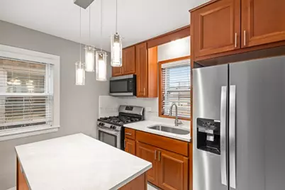 10231 S Rhodes Avenue, Chicago, IL 60628 - Photo 7