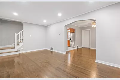 10231 S Rhodes Avenue, Chicago, IL 60628 - Photo 5
