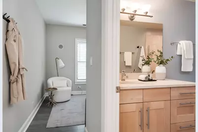 1856 N Sawyer Avenue #303, Chicago, IL 60647 - Photo 17