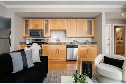 1856 N Sawyer Avenue #303, Chicago, IL 60647 - Photo 7
