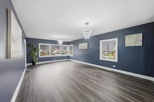 6601 S Francisco Ave, Chicago, IL 60629 - Photo 5