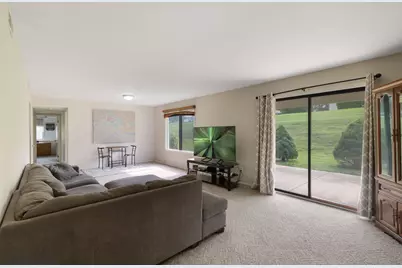 508 Waters Edge Drive #D, McHenry, IL 60050 - Photo 3