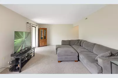508 Waters Edge Drive #D, McHenry, IL 60050 - Photo 5