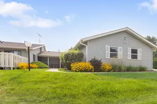 508 Waters Edge Dr, McHenry, IL 60050 - Photo 1