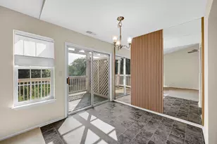 1914 Quaker Hollow Ln, Streamwood, IL 60107 - Photo 9