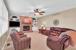 3301 Cypress Creek Rd, Champaign, IL 61822 - Photo 17