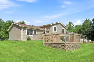 447 Gerry St, Woodstock, IL 60098 - Photo 19