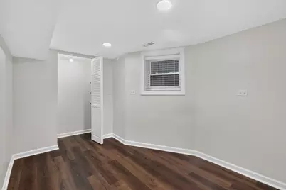 3023 W Wellington Avenue #1, Chicago, IL 60618 - Photo 17