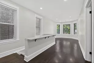 3023 W Wellington Ave, Chicago, IL 60618 - Photo 3